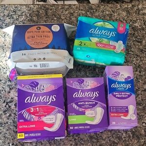 Lot of 5 NEW thin & Thin Pads with Wings by Always and L